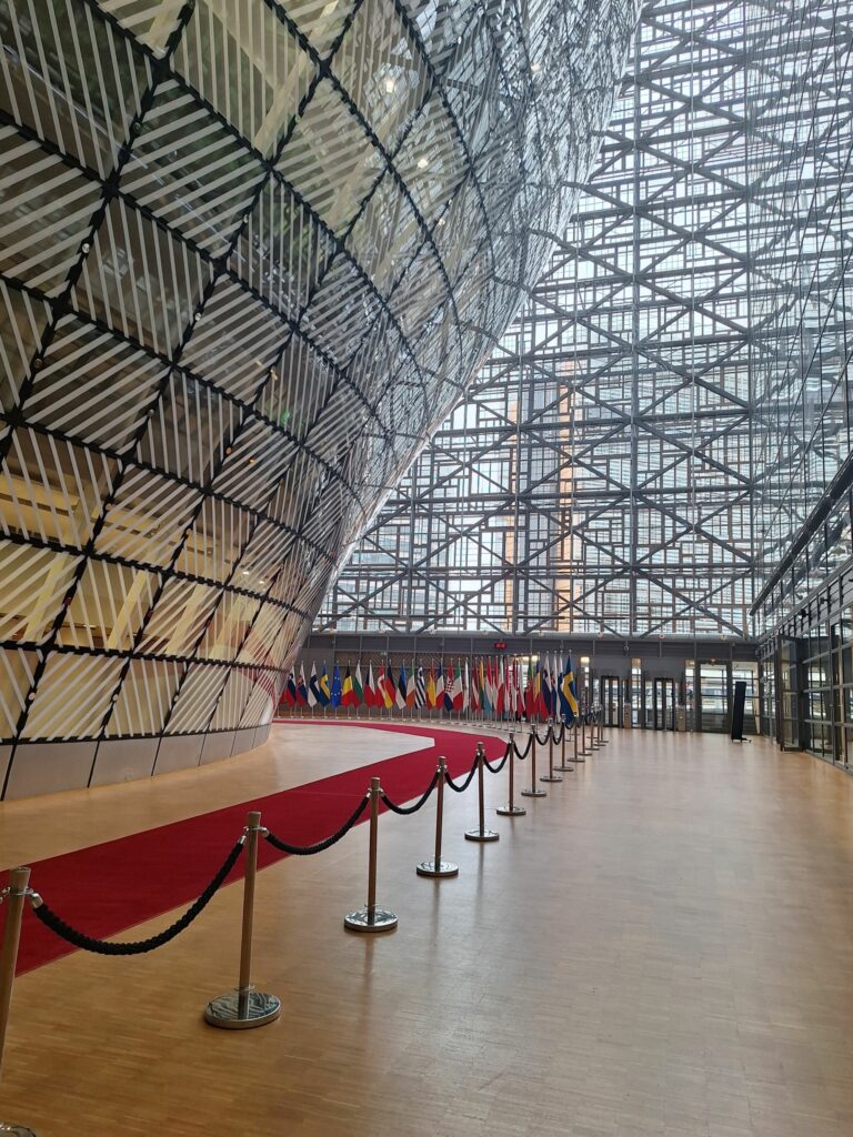 Im engen Terminplan stand anschließend der Besuch im Rat der Europäischen Union und des Europäischen Rates auf dem Programm.